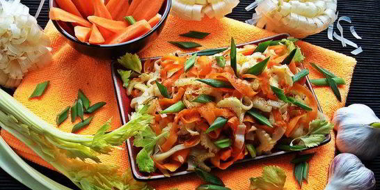 Рисовая лапша с овощами