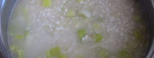 ризотто с лососем и зеленым горошком. Шаг 4