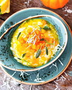 Тыквенное ризотто с шалфеем