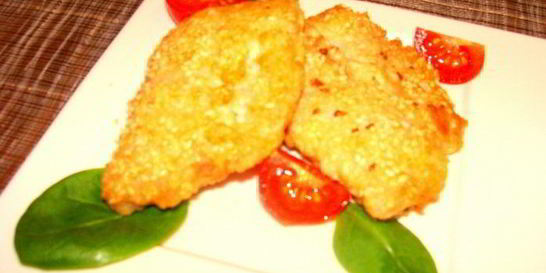 Филе судака в кунжуте и яйце