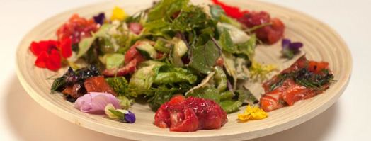 форель, маринованная в ягодах и арбузный салат. Шаг 5