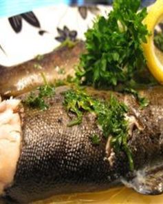 Форель в фольге на гриле