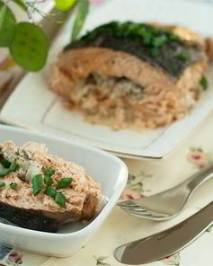 Горбуша в фольге на углях