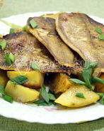 Камбала в духовке с картофелем