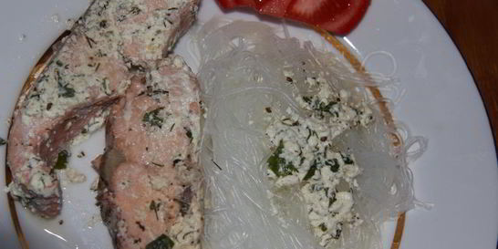 Красная рыба под сливочным соусом