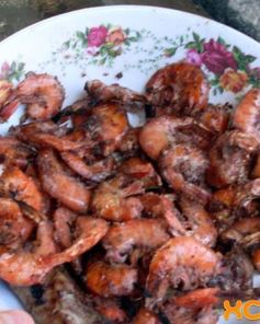 Креветки на мангале