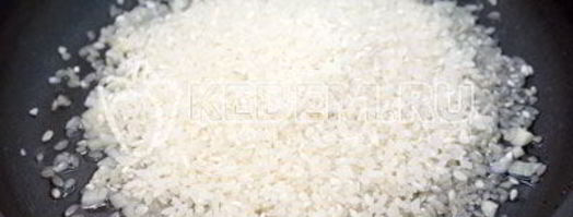 креветки с рисом и зеленым горошком. Шаг 3