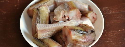 минтай с морковью и луком. Шаг 3