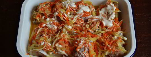 минтай с морковью и луком. Шаг 7