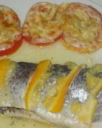 Речная форель, запеченная в духовке целиком