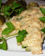 Рыба на пару под луково-горчичным соусом