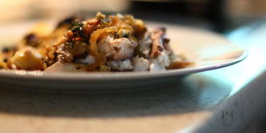 Рыба с тимьяном и луком