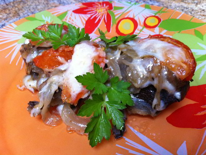 Рецепт рыбы, запеченной с грибами и помидорами