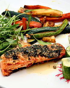 Семга под сыром с овощами