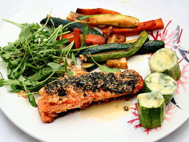 Рецепт семги под сыром с овощами