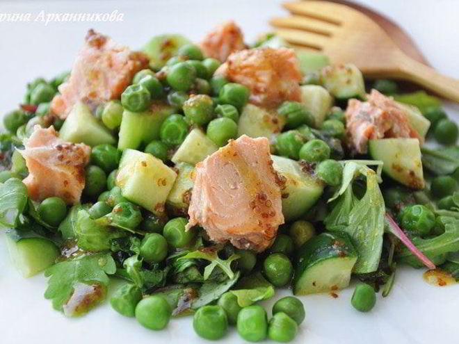 Рецепт семги с овощами и салатом под горчично-медовой заправкой