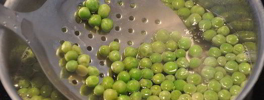 семга с овощами и салатом под горчично-медовой заправкой. Шаг 2