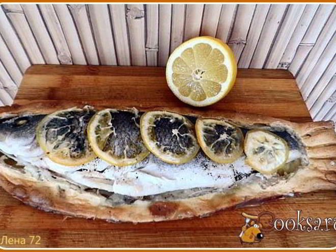 Рецепт сибаса запеченного в соленом тесте