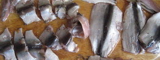 тунец, запеченный с анчоусами и овощами. Шаг 5