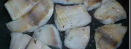 тушеная рыба под соусом из сметаны. Шаг 7