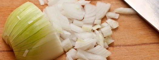 янтарная форель запеченная с луком. Шаг 3