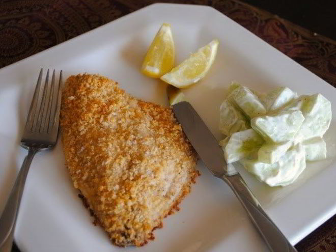 Рецепт запеченной трески в панировке из грецких орехов с лимоном и пармезаном