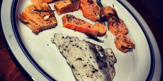 Запеченное филе хека с бататом