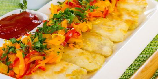 Жареная рыба с овощами