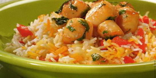 Жареные гребешки с рисом