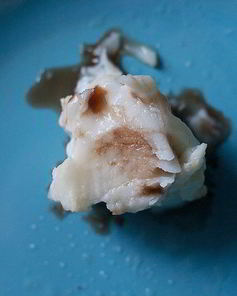 Зубатка синяя с соусом наршараб