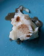 Зубатка синяя с соусом наршараб