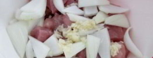 кавказский шашлык из свинины. Шаг 2