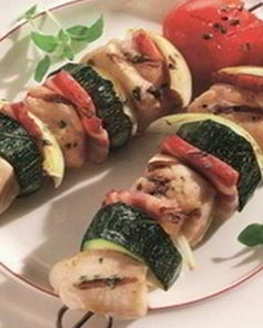 Куриный шашлык с цуккини и луком