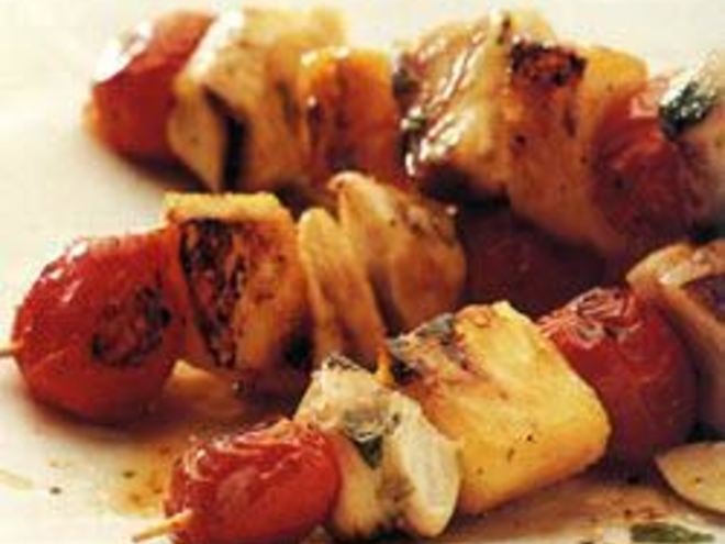 Рецепт куриного шашлыка в лимонном маринаде с ананасом