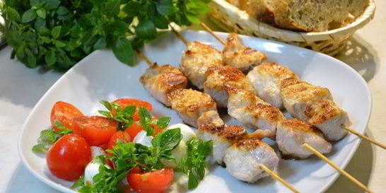 Куриный шашлык в луковом маринаде