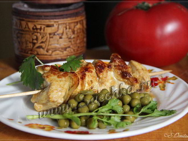 Рецепт куриных шашлычков на шпажках