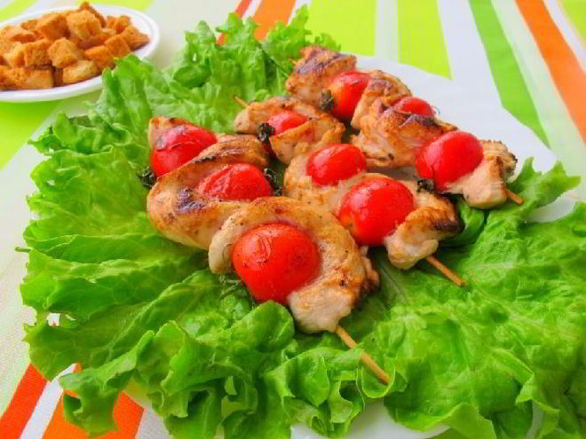 Рецепт куриных шашлычков с черри