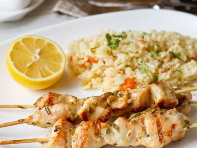 Рецепт куриных шашлычков в розмариново-апельсиновом маринаде