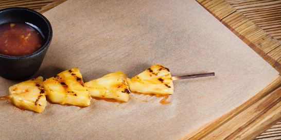 Шашлычки из ананаса