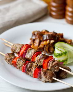 Шашлычки из говядины со сладким перцем в имбирном маринаде