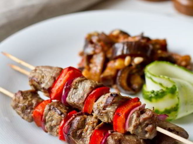 Рецепт шашлычков из говядины со сладким перцем в имбирном маринаде