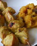 Шашлычки из куриной грудки в индийском стиле