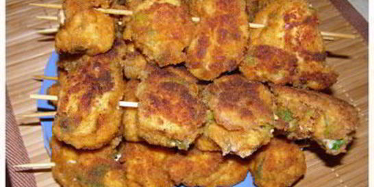 Шашлычки из курицы в панировке