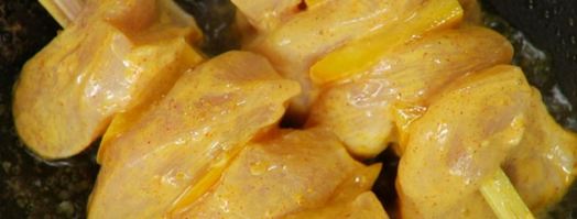 шашлычок из куриного филе с кокосовым супом. Шаг 3