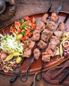 Шашлык из бараньей мякоти с луком