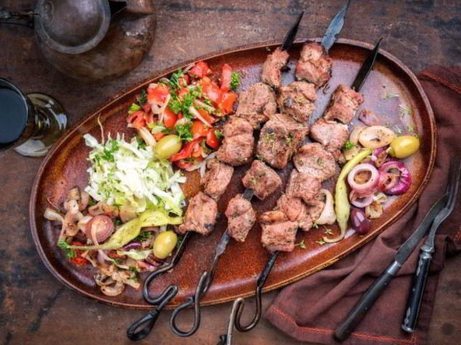Рецепт шашлыка из бараньей мякоти с луком