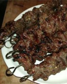 Шашлык из говядины в маринаде из красного вина