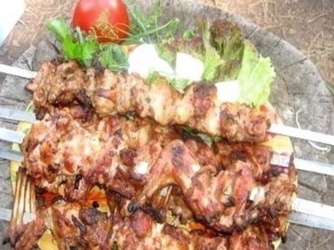 Рецепт шашлыка из кролика с луком