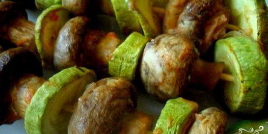 Шашлык из шампиньонов в духовке