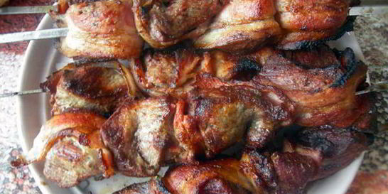 Шашлык в беконе